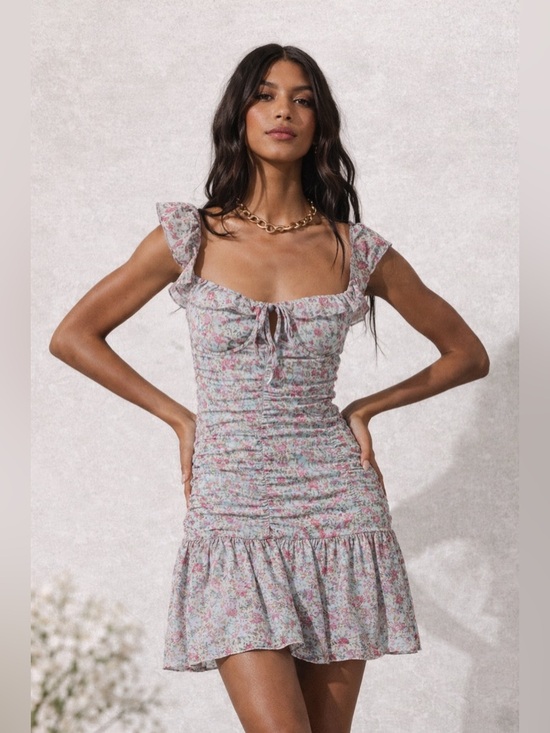 Astr Dresses & Skirts - ASTR Floral Mini Dress Medium